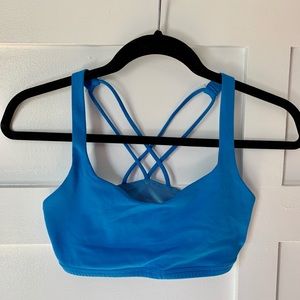 Lululemon sports bra size 4